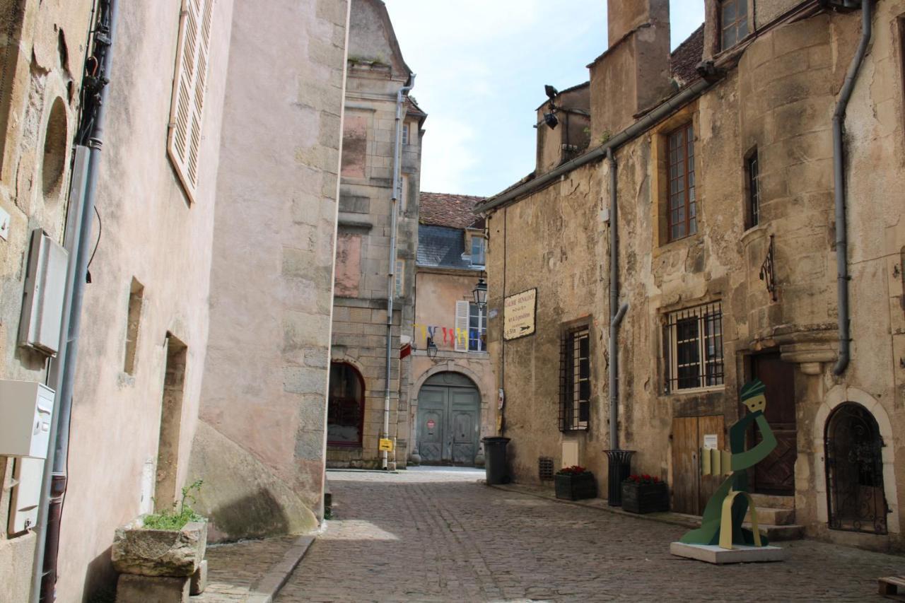 Le Boudoir D'Artiste Bed & Breakfast Semur-en-Auxois Exterior photo